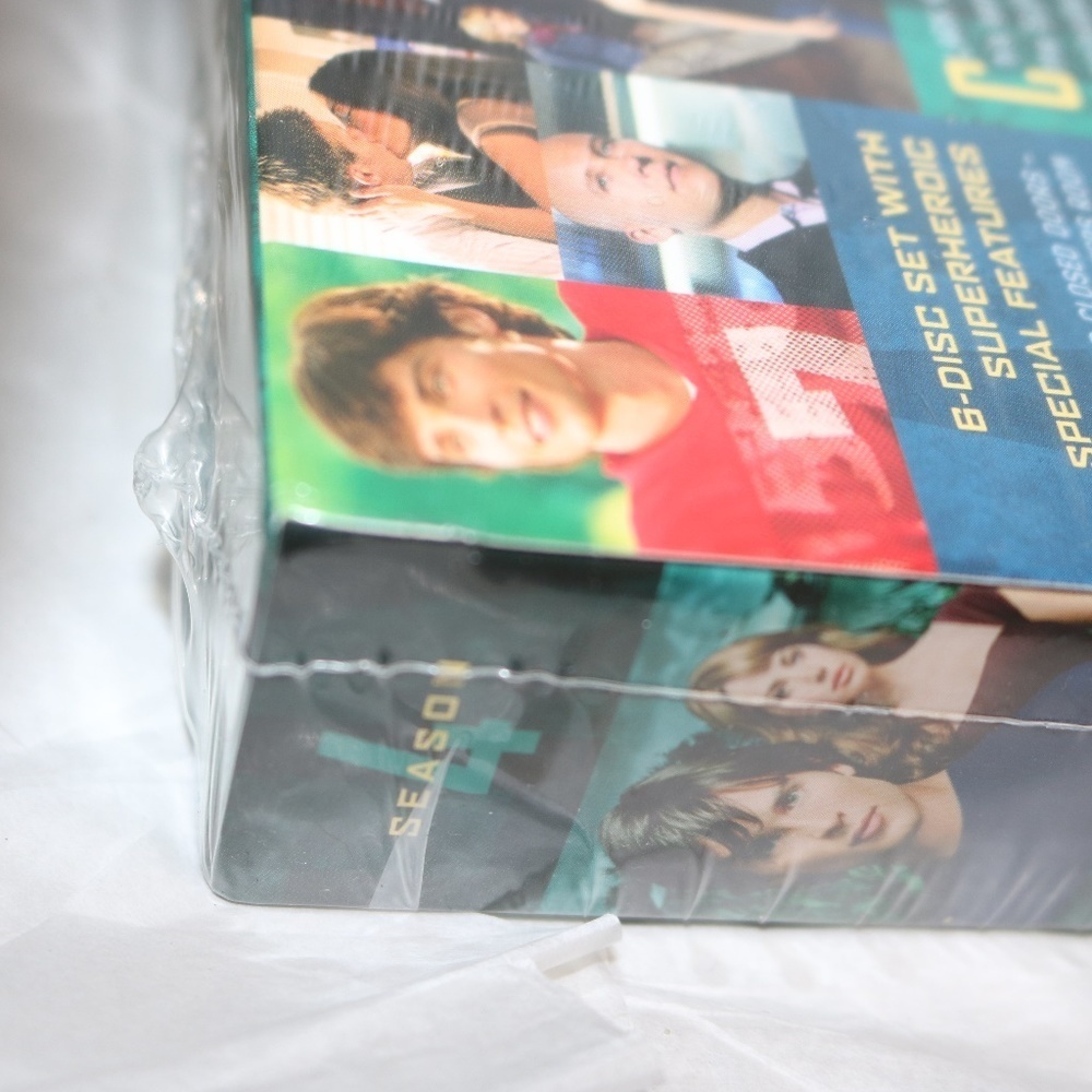 Smallville Set seasons 1-4 one owner adult handled - Picture 4 of 6